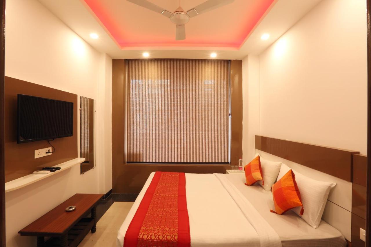 Hotel Square Stay New Delhi Ngoại thất bức ảnh
