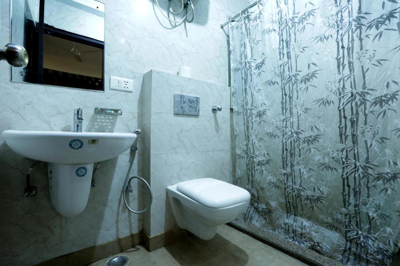 Hotel Square Stay New Delhi Ngoại thất bức ảnh